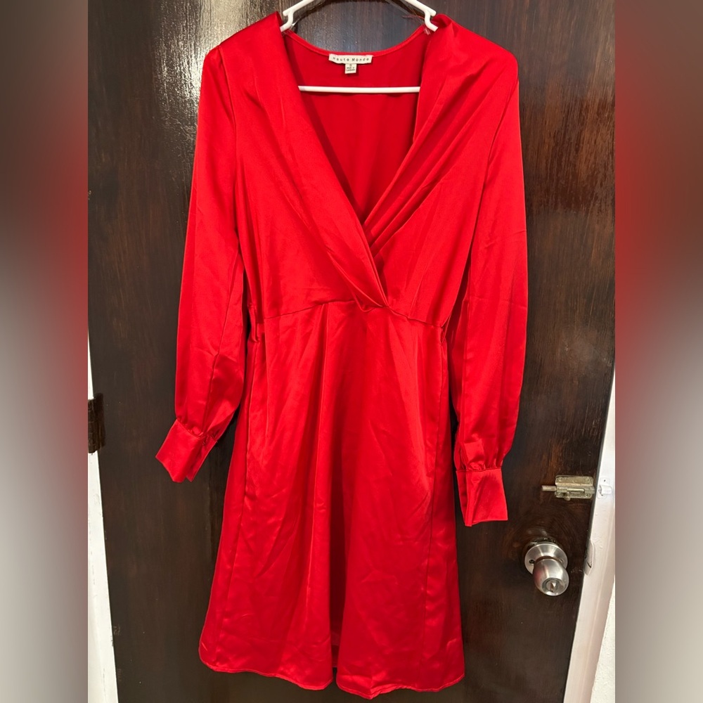 Bundle 3 for $15. Haute Monde Vibrant Red Dress. Size Small.